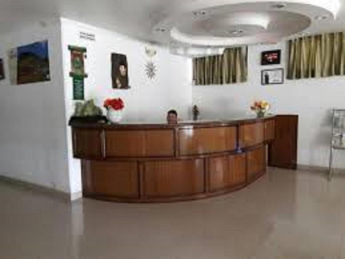 Polo Regency Hotell Sundarnagar Exteriör bild